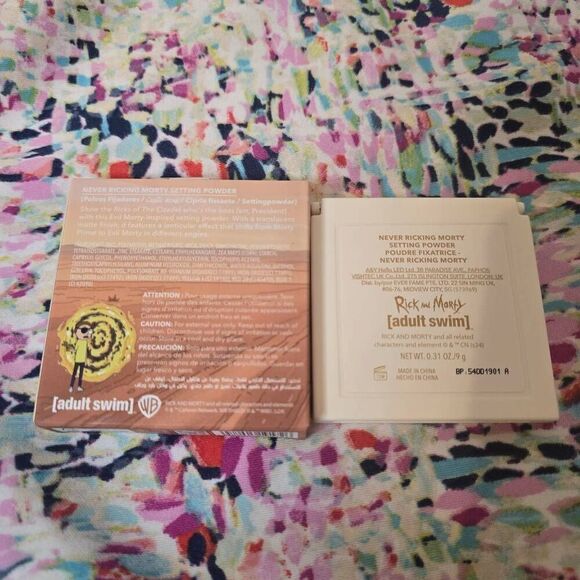 Rick and Morty Re-Build a Morty Never Ricking Morty Setting Powder - Picture 4 of 4